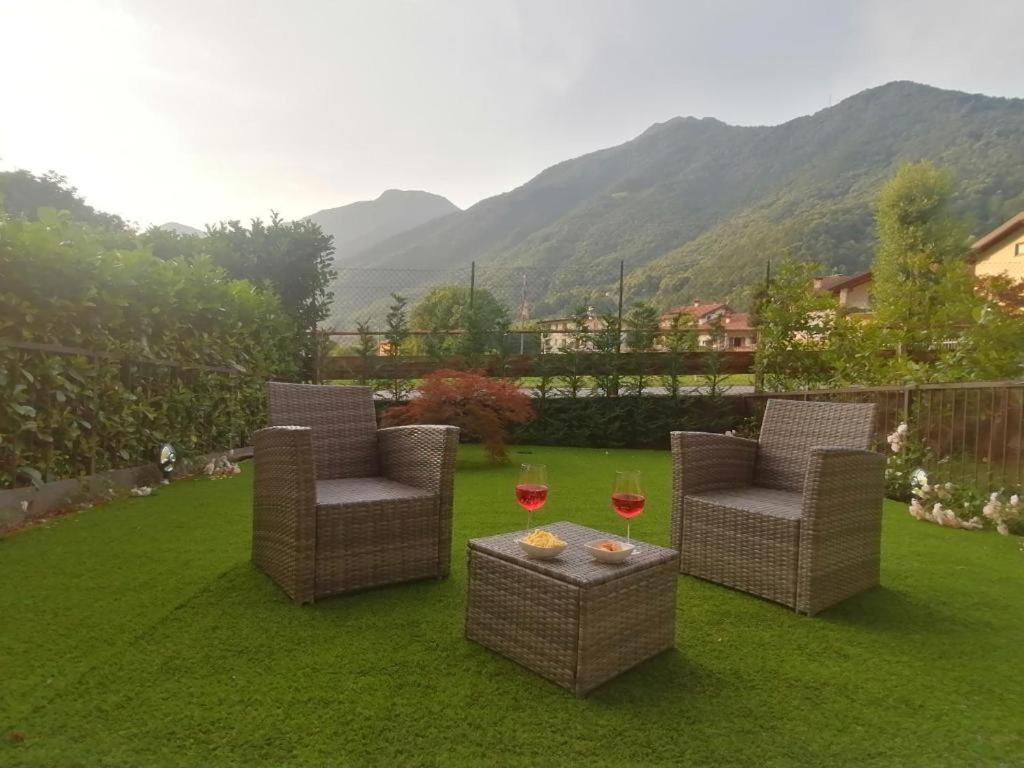 Apartamento La Casa Di Sara In Valsassina Introbio Exterior foto