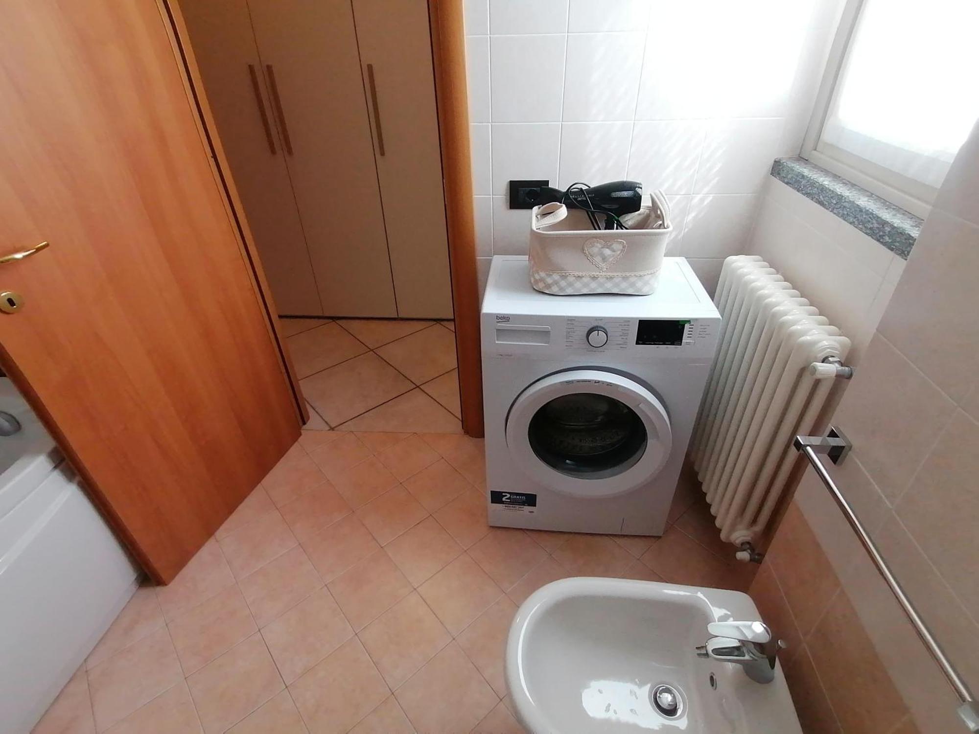 Apartamento La Casa Di Sara In Valsassina Introbio Exterior foto